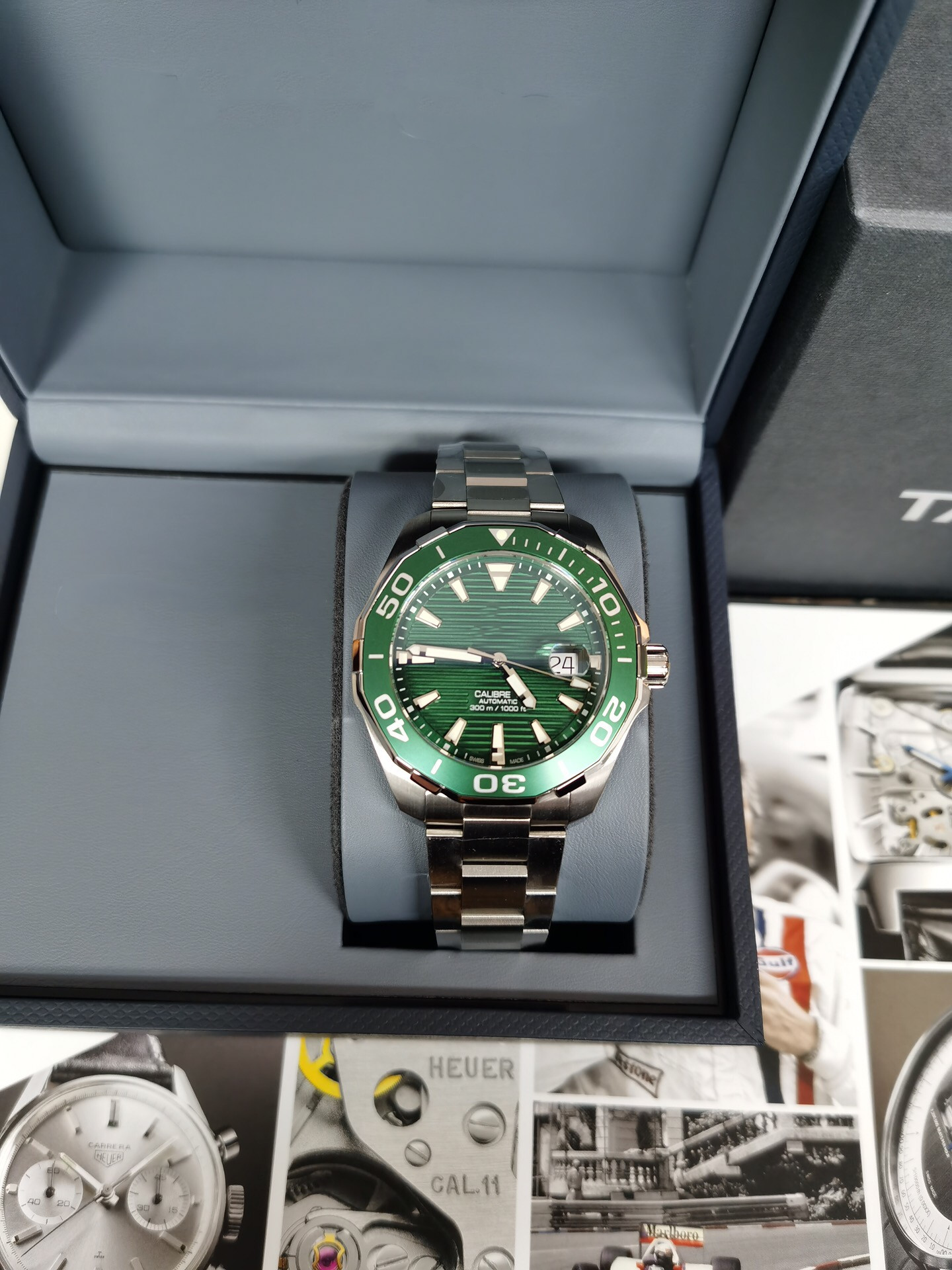 

Men's Mechanical Watches 43 mm with Swiss SW200-1Movement sapphire crystal glass mirror 904 fine steel case waterproof function, As shown