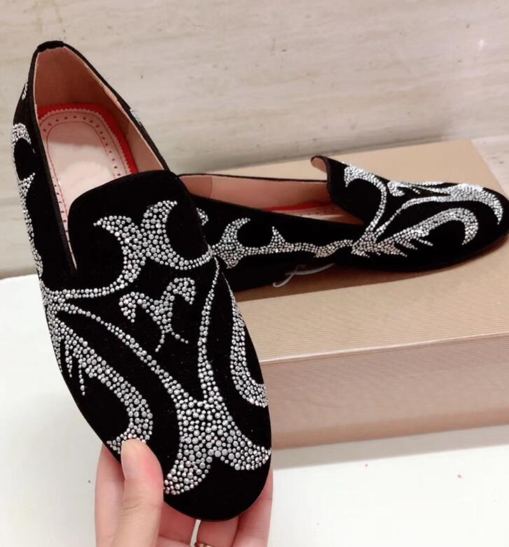 

New fashion mens spiked tassel shoes Luxury Slip On Dandelion Sneaker Flat Business Red Bottom Loafer Designer Oxfords Outdoor Wedding Party Shoes C1, Black