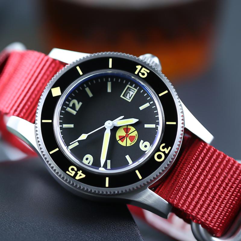 

Wristwatches STEELDIVE NH35 Automatic 300m Diver Watch Mechanical 316L Steel Watches Men Self Wind 41mm Dive, Nylon khaki-p