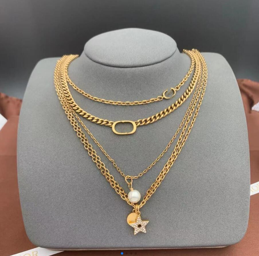 

Women Designers D Pendant Necklaces Necklace Anniversary Gift Fashion Pendants Jewelry