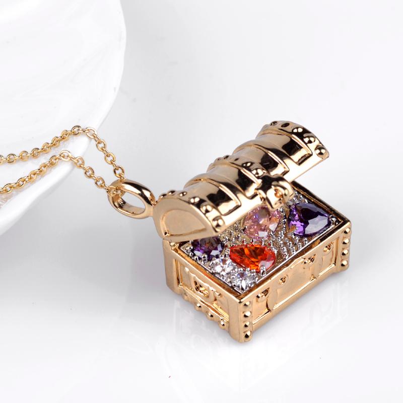 

Pendant Necklaces Personality Crystal Treasure Box Necklace Pendants Chain Collar Chic Vintage Fashion Jewelry For Women Can Open Closed