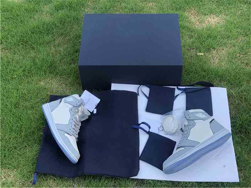 

2022 High OG 1 Low Dress Shoes Men Women Wolf Grey Sail Photon Dust White Authentic Sneakers Sports With Blue Box, Don't buy it