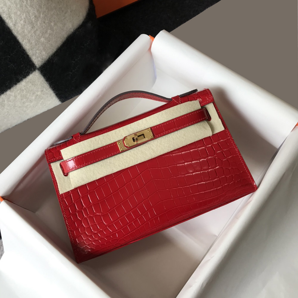 

Fashion crocodile pattern dinner bag classic designer leather clutch with gold buckle, Black