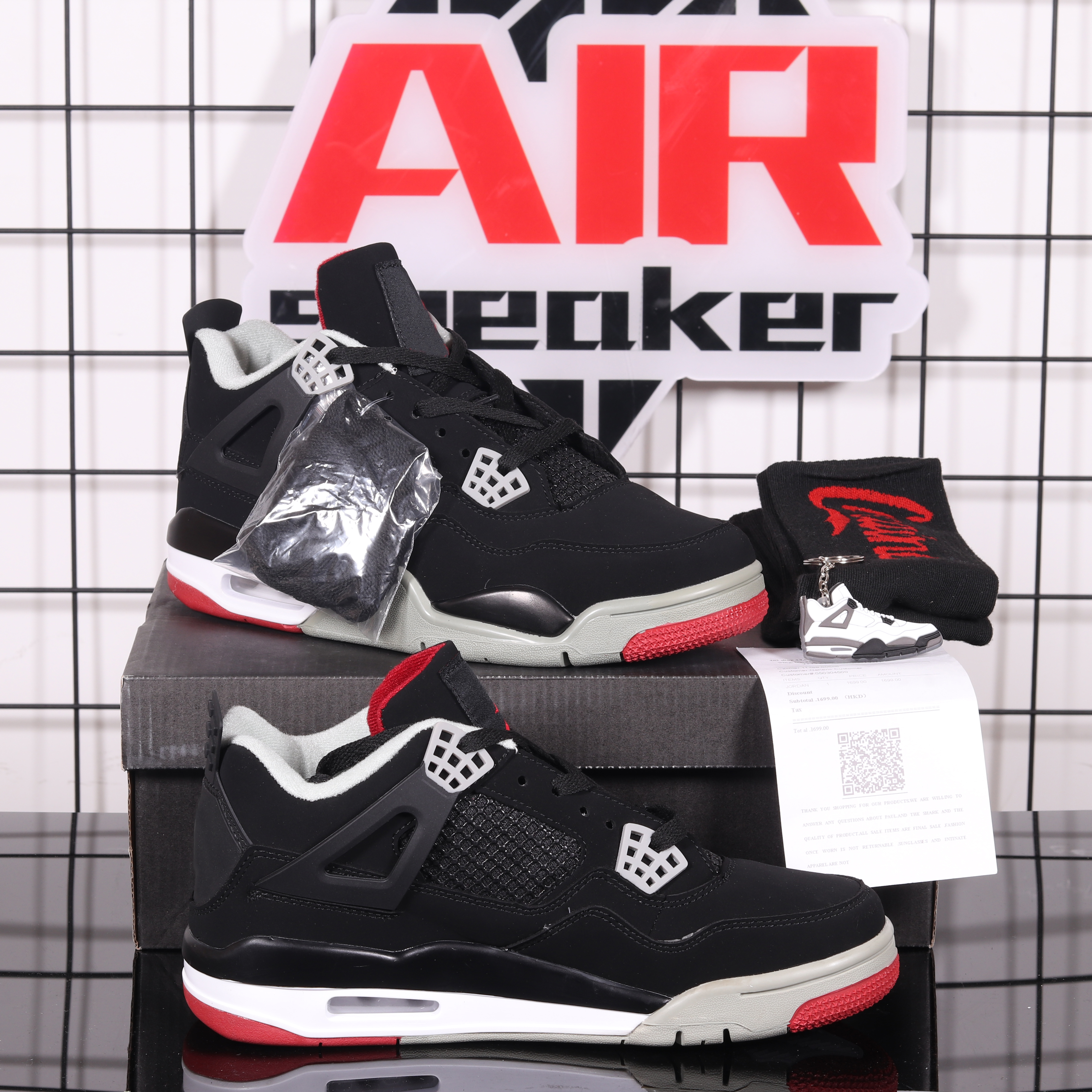 

Retro Sneakers thunder 4s men basketball shoes white bred cement fire red green glow fear pack sport trainers Tour black, Gift