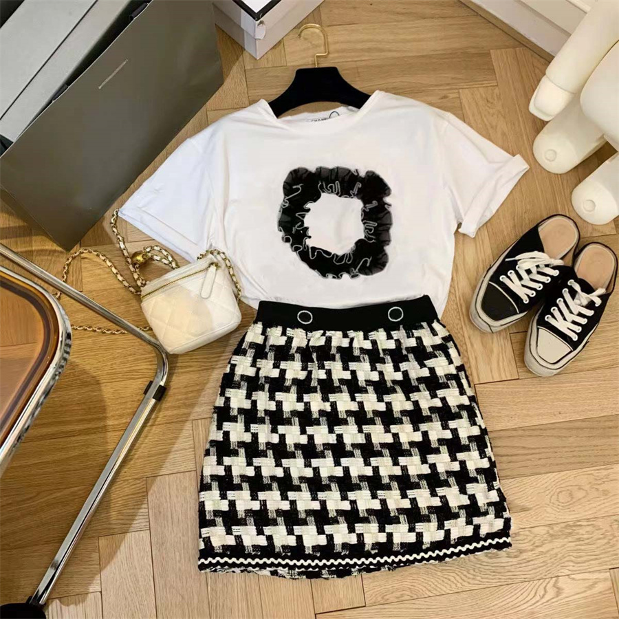 

Lady Two Piece Dress Suit T shirt Skirt Women Dlouse Set Plaid Swallow Gird Skirts Bodycon Summer Tweed With Letter, Extra shipping cost