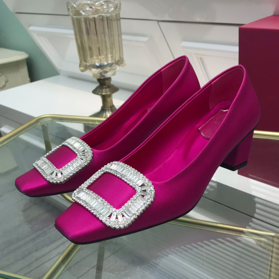 

2021 women's middle heel formal shoes square toe blue green fashion designer leather golden saber carving block heel rubber sole pump closure, Pink