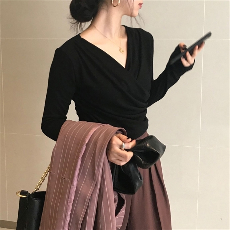 

Retro Women V Neck Blouse Spring Autumn Long Sleeve Slim Sexy Shirts Korean Ladies Elegant Office Tops 210525