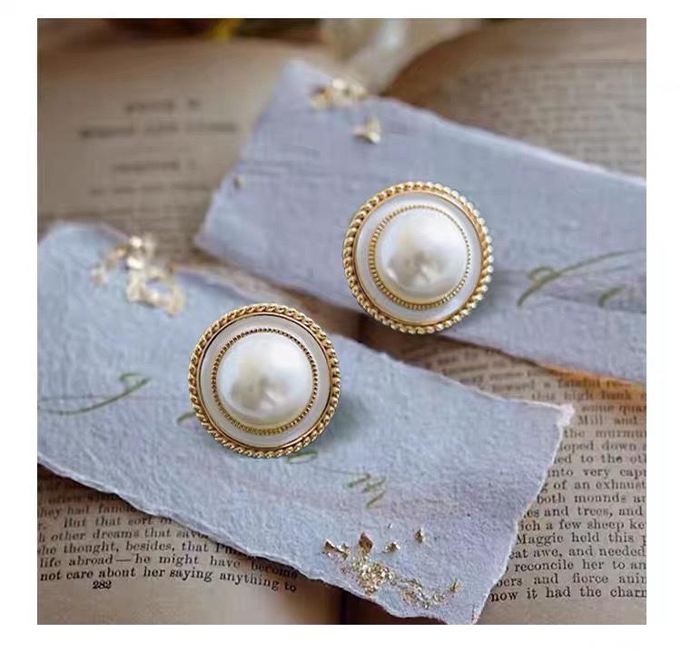 Stud Vintage Pearl Earrings For Women French Design White Big Jewelry-image-700144194