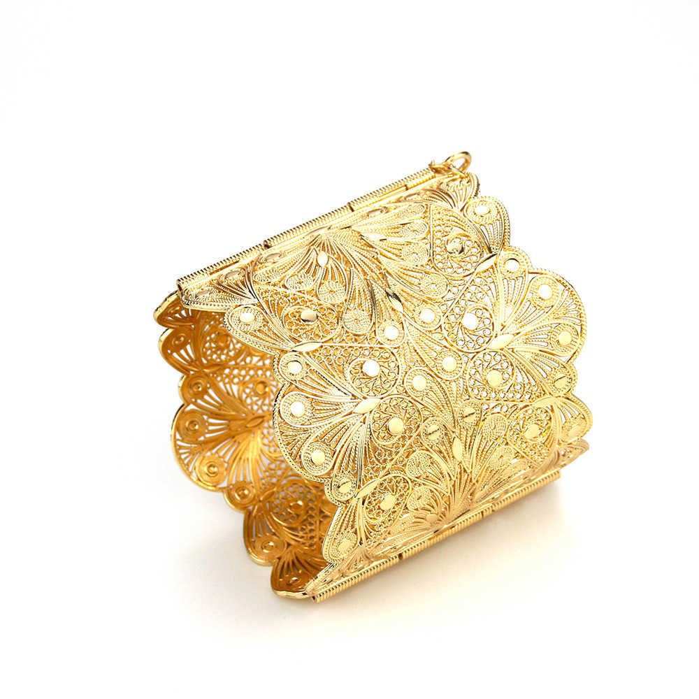 

Sunspicems Gold Silver Color Big Size Algeria Morocco Women Bangle Hollow Pattern Cuff Bracelet African Bride Wedding Jewelry Q0719