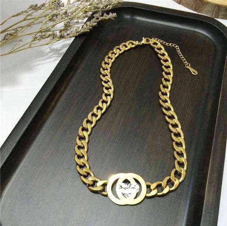 

Hot selling Korean Dongdaemun fashion temperament letter personality wild steel necklace popular design clavicle chain