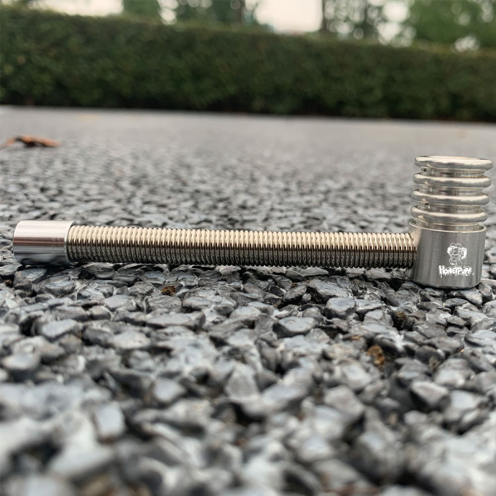 

Small folded smoking metal pipe Cigarette Smoke pipes Holder Accessories Good Creative Retail/Wholesale Portable scale