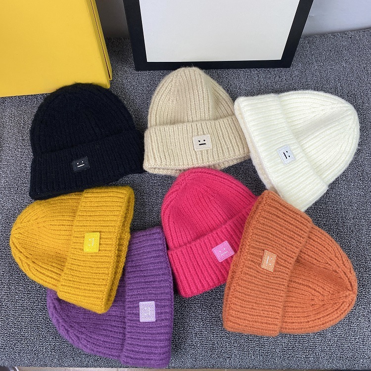 

Square smiley face wool thickened knitted hat women's winter warm men's and lovers' cold fashion wardrobe accessories, Yellow
