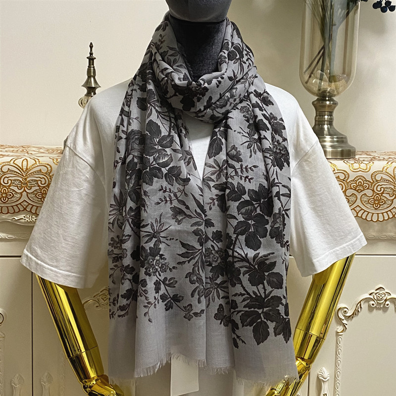 

women's scarf pashmina 100% cashmere material grey print flowers patterne Thin and soft size 180cm - 60cm