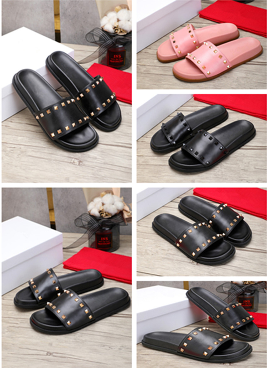 

2021 Slippers mens rivet shoes luxury sandals men and women designer flat slipper Loubi flip flops swimming pool fun Paris summer beach sexy leather slipperss, Black
