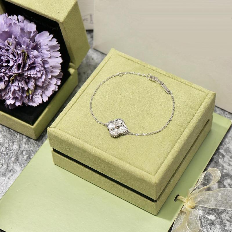 

Fashion Four Leaf Clover Silver Blue Brass 1.4cm 1 Flower Bracelet for Women Lovers Day Gift Classic Designer Brand JewelryS with Stamp, Black