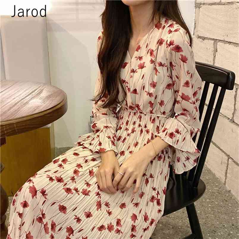 

Elegant Floral Print V-Neck Flare Sleeve Chiffon Pleated Dress Spring Elastic Waist Robe Vestidos femme 210519, White