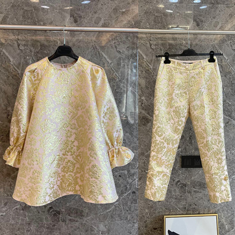 Women's high-quality Sicilian fashion three-dimensional track in relief gold nine stitches pants all-match 2021 spring summer-image-678603194