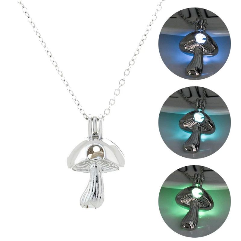 

Chains Fashion Novelty Adjustable Metal Pendant Glow In The Dark Mushroom Necklace Luminous Fungi Jewelry, Silver