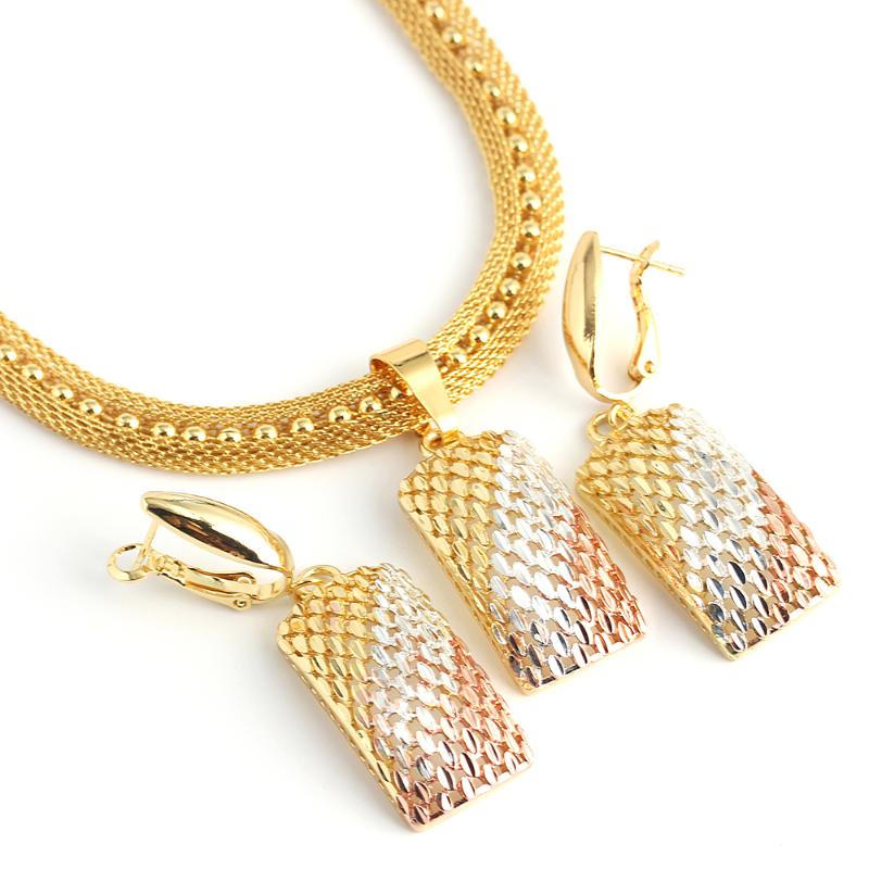 

Earrings & Necklace 3Pcs/Set Fashion Jewelry For Women Colored Hollow Round Pendant Engagement Wedding Holiday Set, Silver