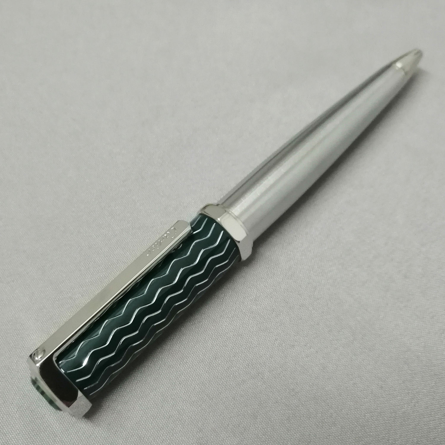 

YAMALANG Luxury Metal Ball Point Pen High Grade Writing Tool Office Fashion Stationery Exquisite Holiday Birthday Gift (With Box), As picture show