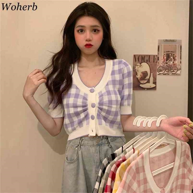 

Korean Vintage Knitwear T-shirt Women Short Sleeve Plaid V-neck Crop Top Single Breasted Tops Elegant Fashion Ladies Tee 210519, Pink