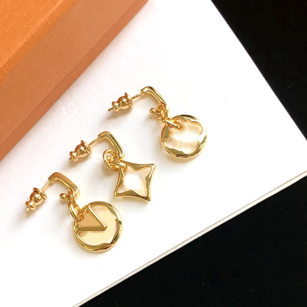 

2022 Designers Hoop Pearl Stud Earrings For Lady Party Wedding Lovers Gift Fashion Designer Earrings For Women Ear Studs Boucles D'oreilles