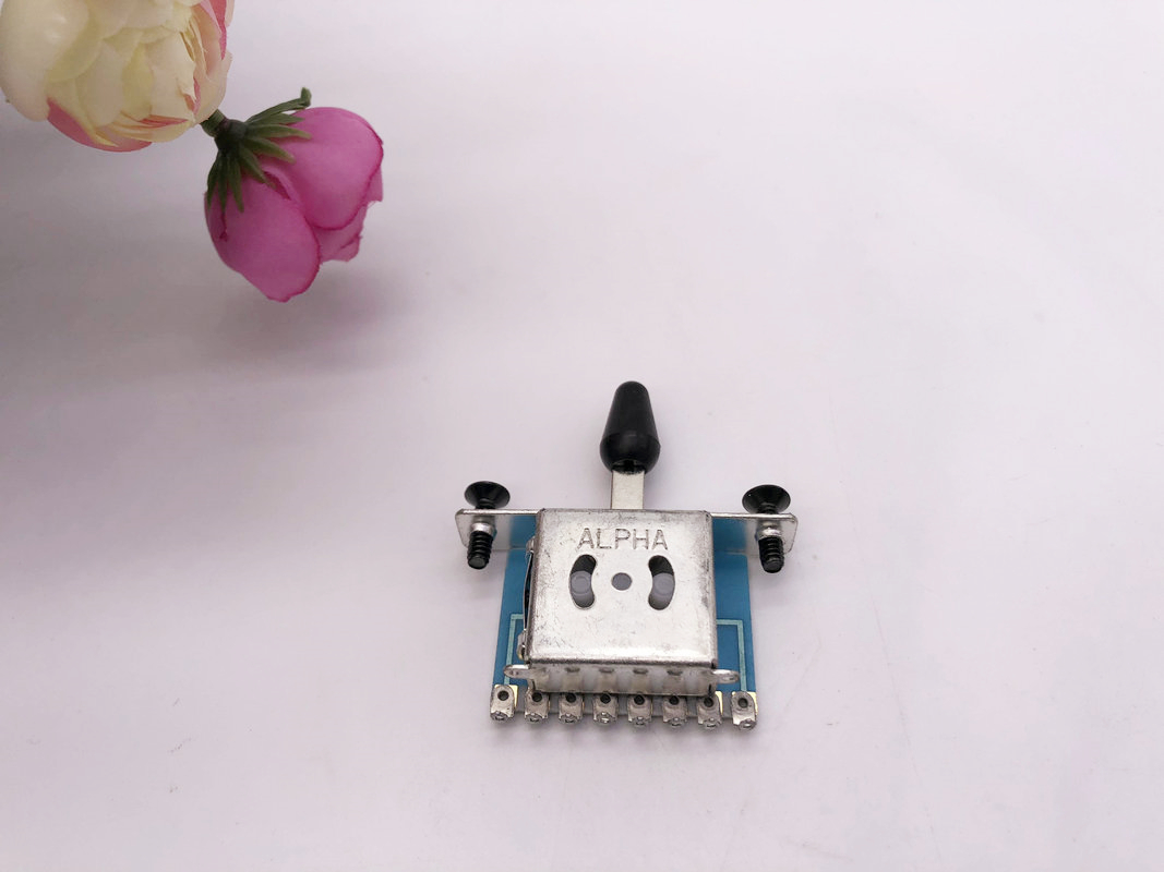 

1 Piece 2502N 5-Way Guitar Pickup Selector Switch ( #1229 ) MADE IN KOREA
