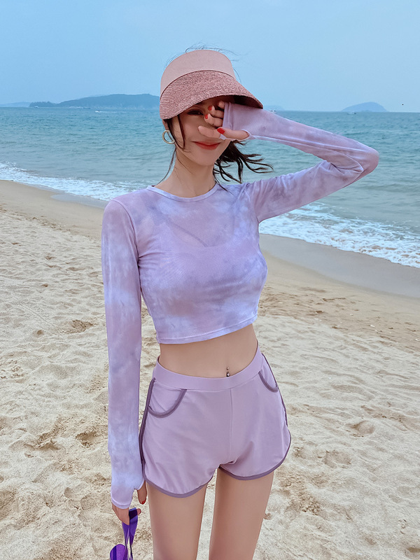 Women&#039;s South Korean Ins Swimsuit Split Sports Student Conservative Flat Angle Cover Belly Show Thin Long Sleeve Bikini Four Piece Set-image-678410874