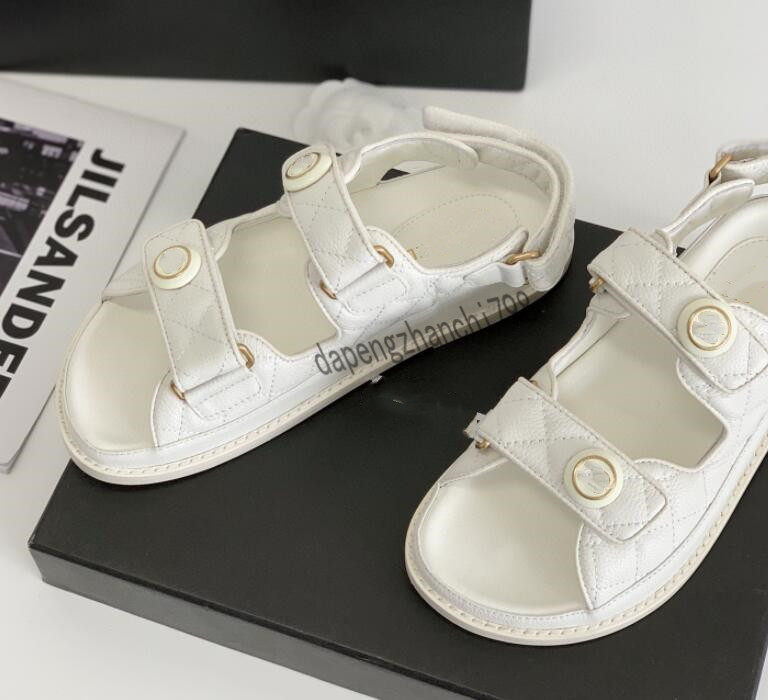 

2021 NEW Luxury Designer Women's Flat sandals Crystal Calf leather quilted Platform Casual shoes