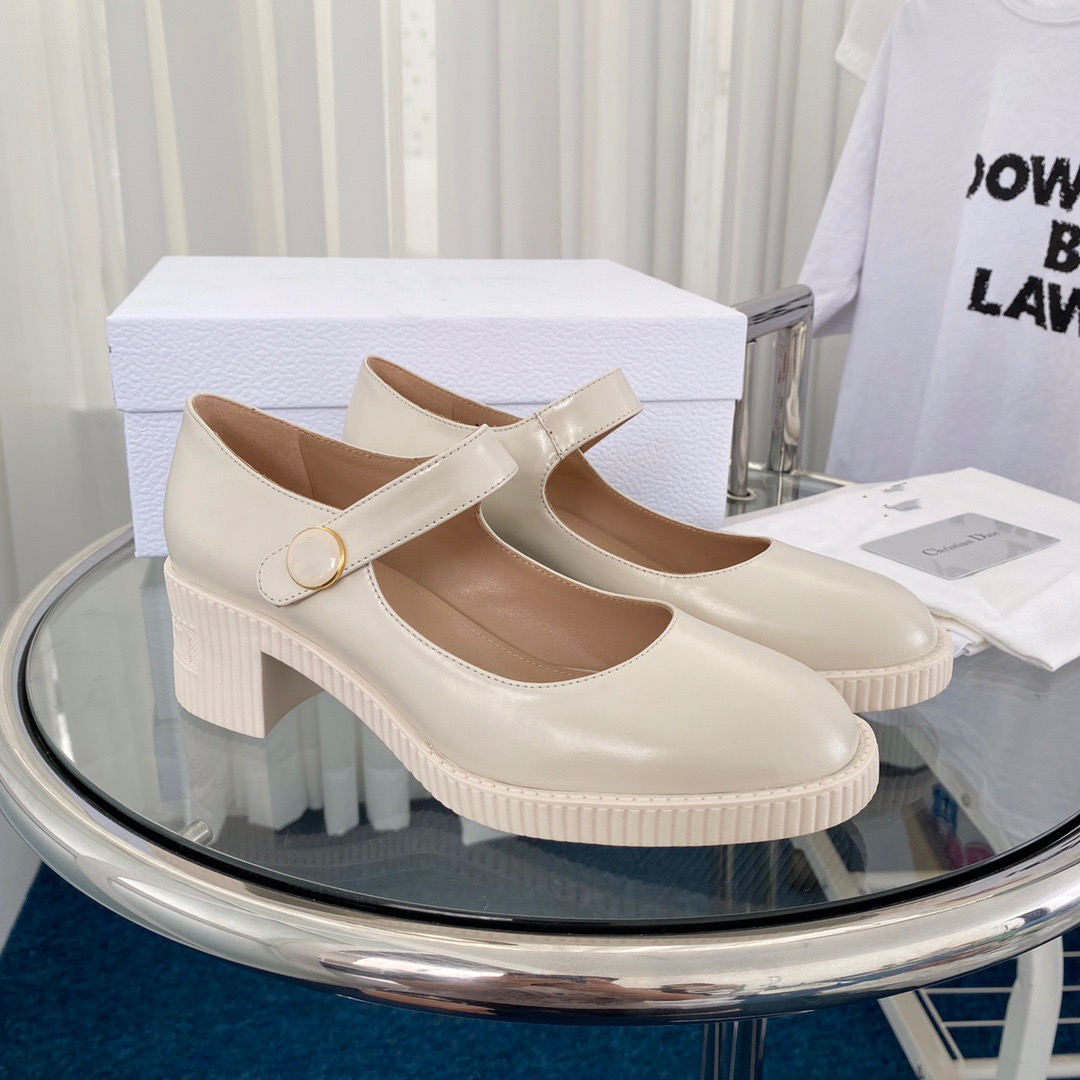 

Vintage Mary Jane high heels Sandals 2021 spring and summer commuter word buckle shallow mouth thick heel single shoes women, Black