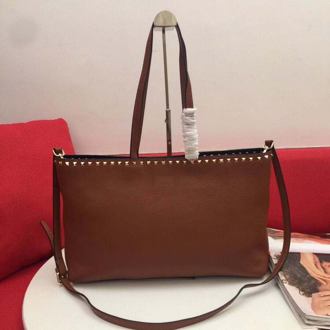 

Designers Totes Decorative With Metal Rivets 2021 Fashion Cowhide Leather Tote Shoulder Bags Shopping Bag 48cm handbags Luxurys Brown Handbag, Black