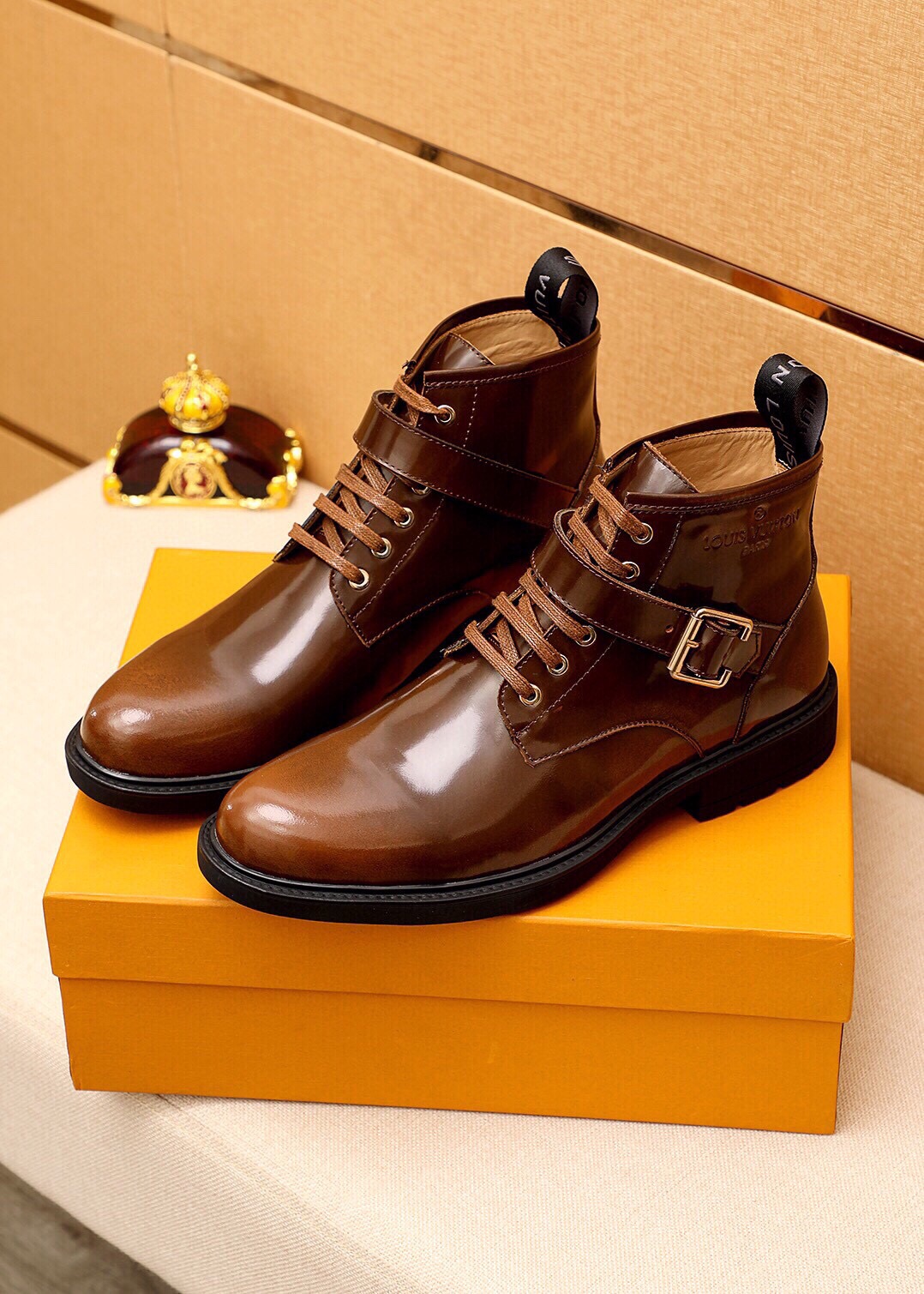 

2021 Mens Designer Ankle Boots Male Fashion Famous Party Wedding Dress Shoes Brand Lace Up Genuine Leather Martin Boots Size 38-44, Black