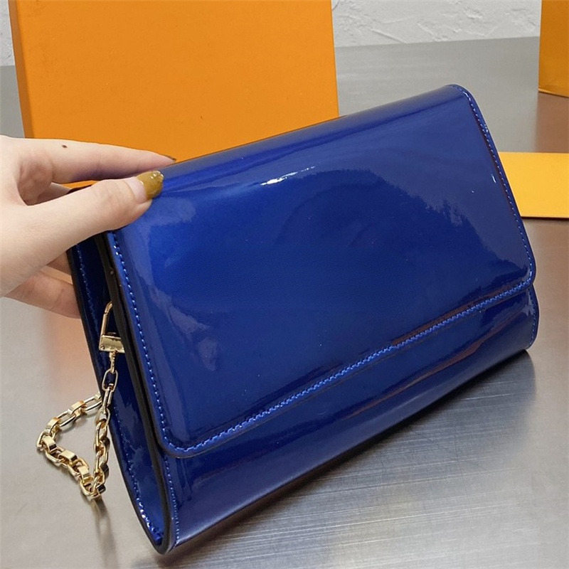 

CLASSIC FLOWER Shoulder Crossbody Chain Bag Wallet Purses Designer Tote Camera Patent Leather Backpack Style Cosmetic Bags Handbags Totes Pu