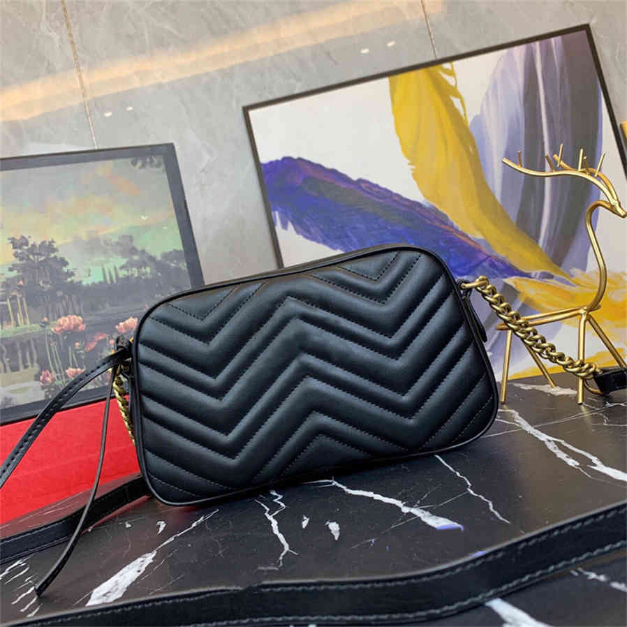 

2023 Wholesale leather shoulder bag fashion wave chain purse cowhide handbag presbyopic card holder evening bags messenger women, Red