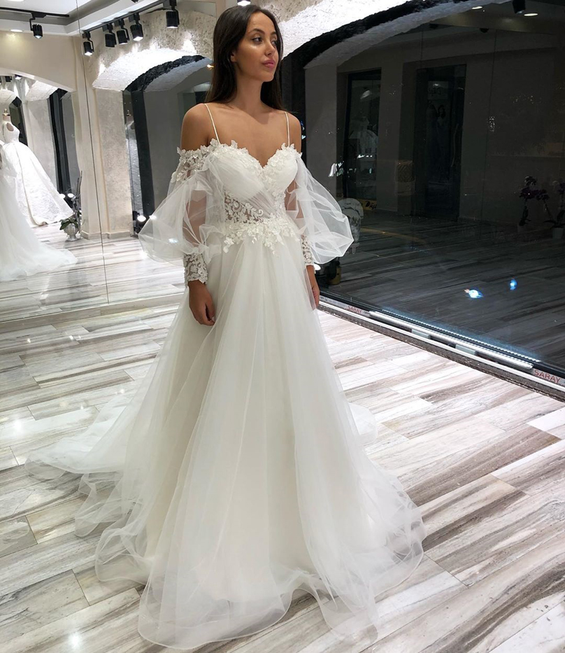 

Spaghetti Long Sleeves A Line Wedding Dresses Lace Appliques Sweetheart Neck Sweep Lace-up Tulle Plus Size Bridal Gowns, White