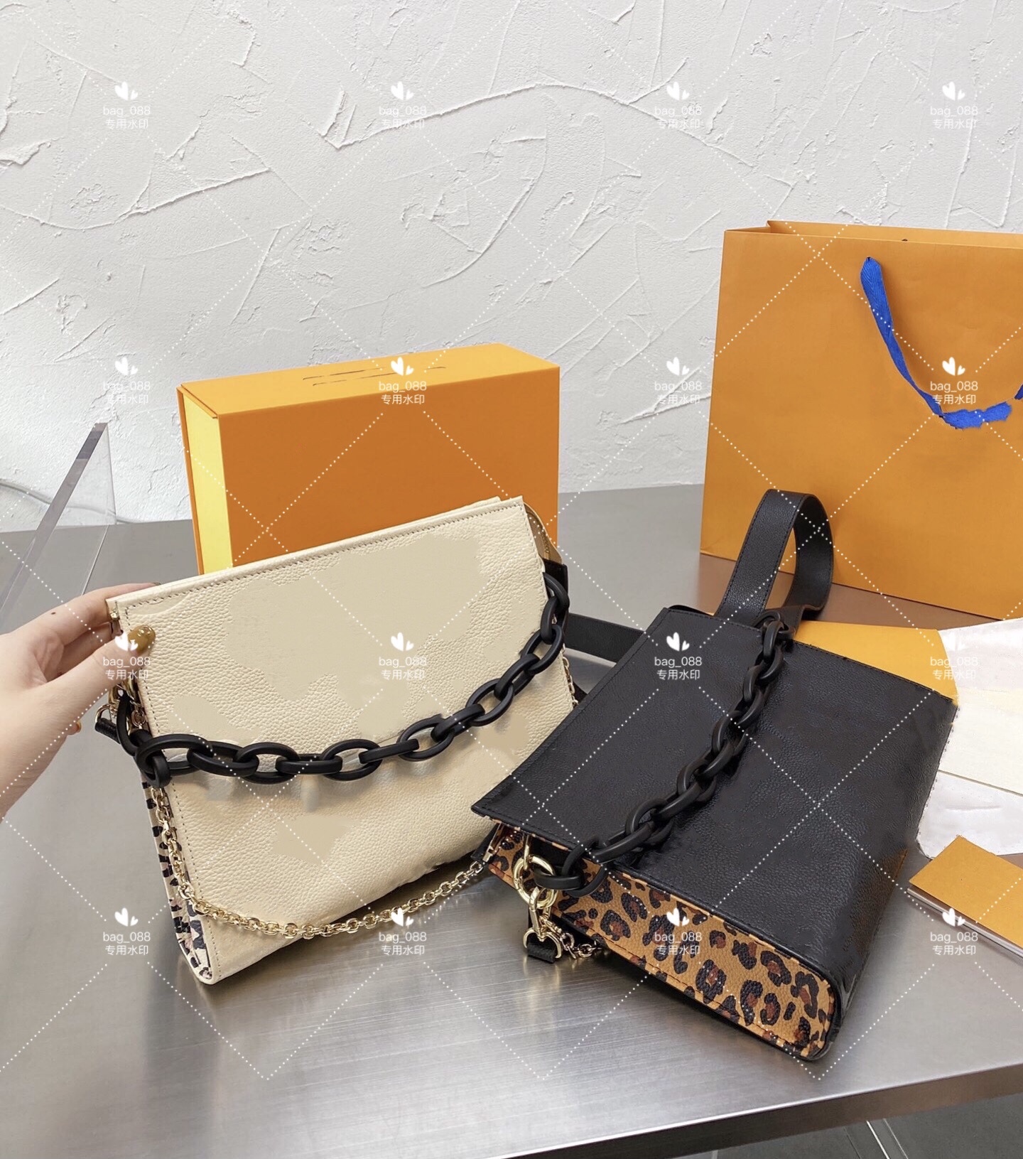 

Leopard print wash bag Classic Luxury Designer Shoulder Bags Cross Body Handbags High Quality mother printed CrossBody 2021 5a Lady mommy Men gargle Handbag, Customize