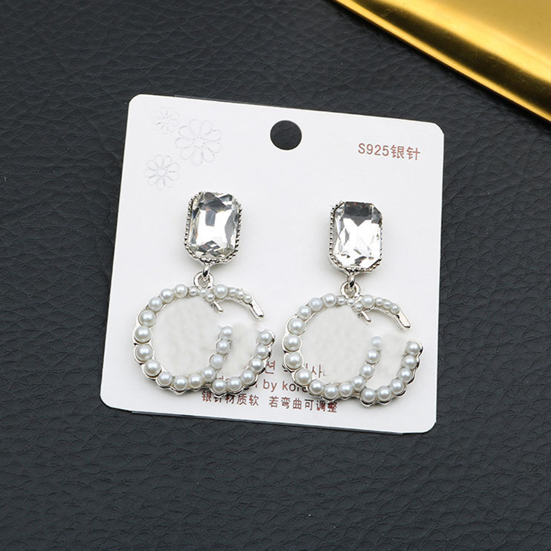 

S925 Classic Women Charm Stud Personality Exaggeration Pearl Earring Crystal Vintage Letter Style Party Ear Drop, Golden;silver