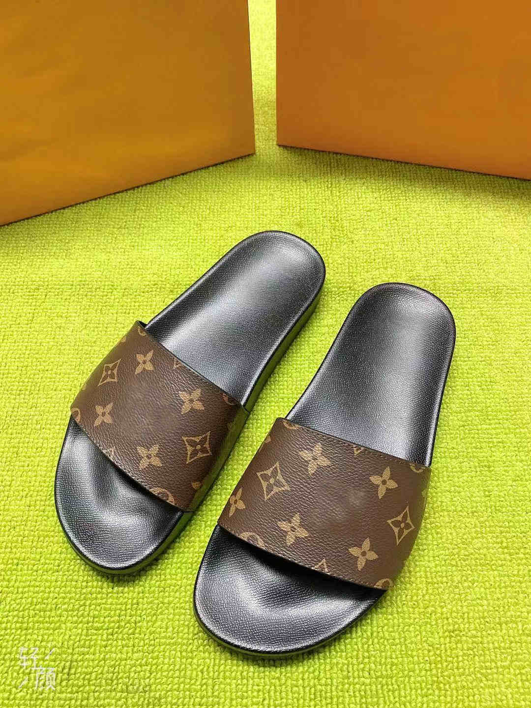 

With Box 2021 Top Quality Mens Womens Sandals Slide Summer Fashion Wide Flat Slippers Indoor Flip Flop Size EUR35-46, Black