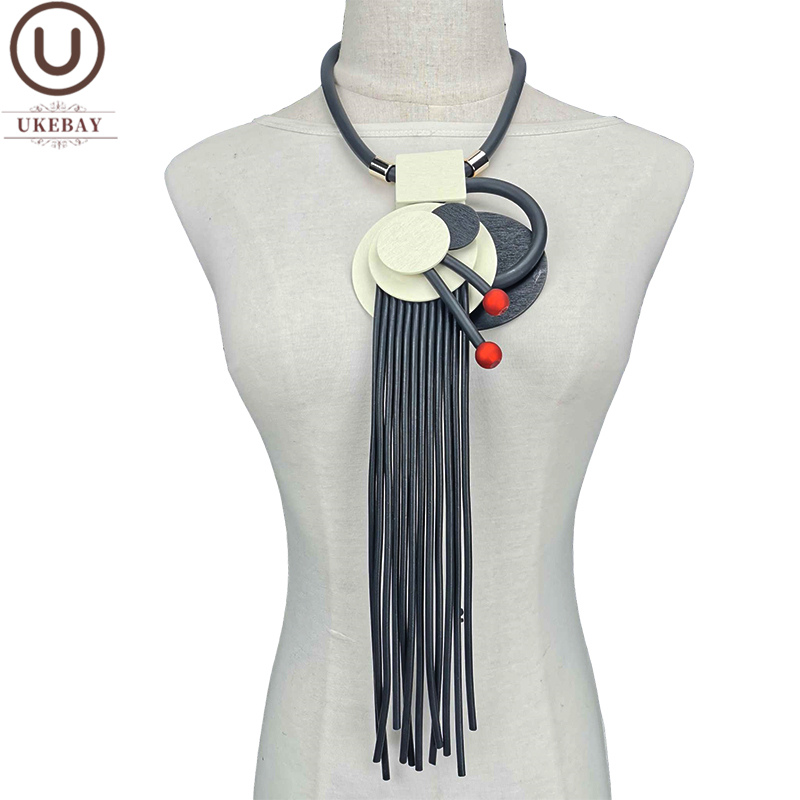 

UK Designer Handmade Luxury Necklace Women Vintage Jewelry Rubber Chain Wood jewellery Woman Statement Pendant Necklaces, Silver
