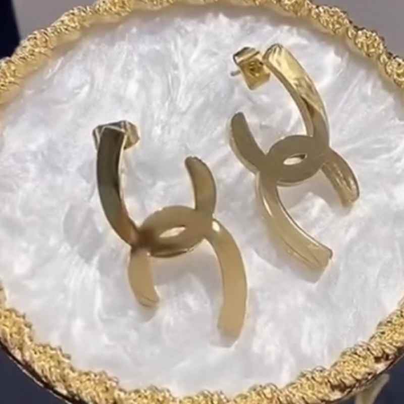 

Extravagant Design Gold Rose Ear Studs Real Picture Stainless Steel Luxurious Styles Earrings For Women Fashion Jewelry Wholesale, Golden;silver