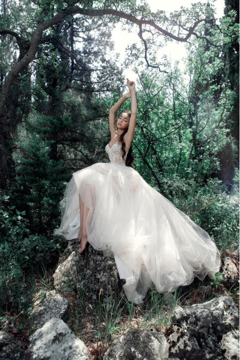 Lace Wedding Dress 2021 Sexy Sweetheart Sleeveless Backless Country Bridal Gowns Plus Size Garden A-Line Dresses-image-707102779