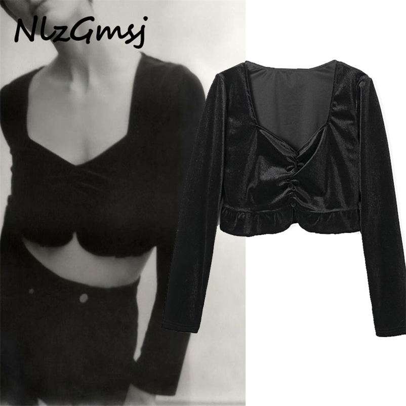 

Blouse Women Black Velvet Shirts Ladies Sexy Square Collar Tops Streetwear Female Chic Ruffles Short Blouses 210628, As picture