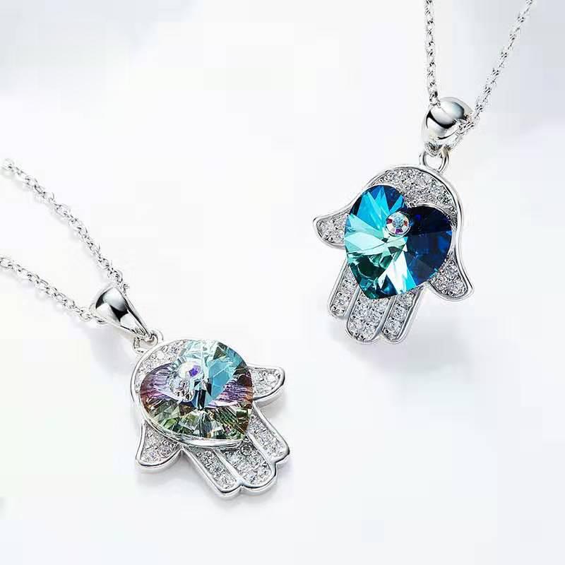 

Pendant Necklaces 3UM Brand Designer Women Jewelry Palm Of Your Hand Heart With Crystal Necklace For Date One Color High Qualit