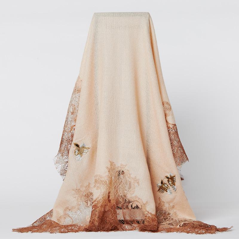 

Scarves Japanese Fashion Retro India Hand-embroidered Scarf Women Hollow Lace Wool Shawl Dual-use Warmth