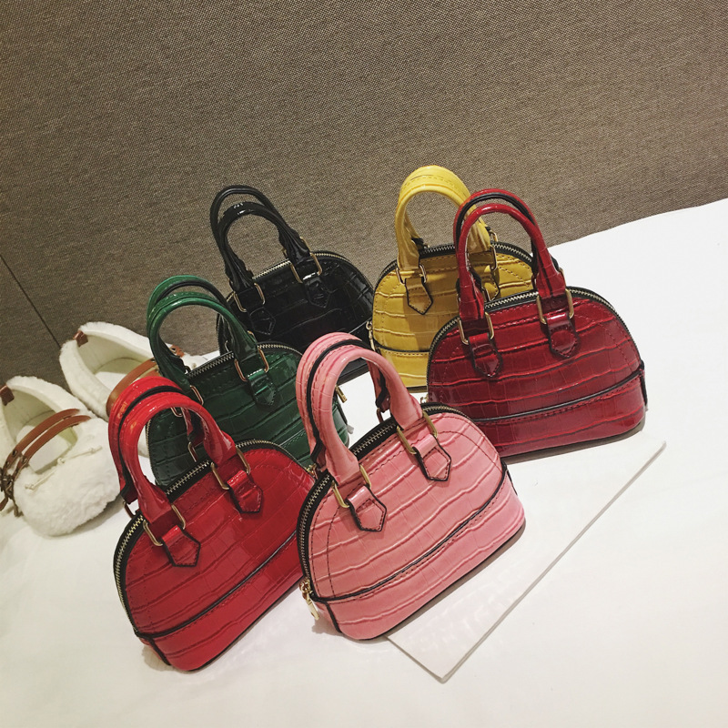 

Baby Girl Handbag Kids PU Leather Fashion Handbag Hot Toddler Designer Purses Stylish Children Shoulder Bags Mini Bag Girls, Pink