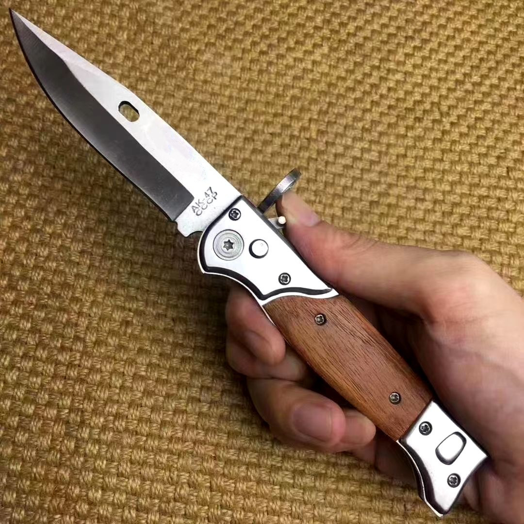 

High-quality folding military jungle survival sharp hunting knife, utility knives for outdoor areas.