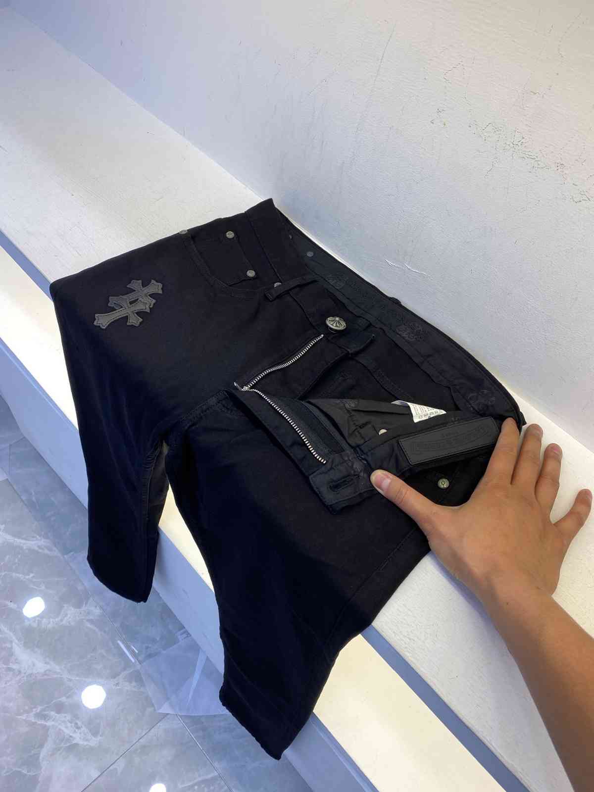 

CH Shorts and 2021s Spring Summer New Personalized Trend Classic Versatile Fashion Printing Trend Corset Jeans, Black