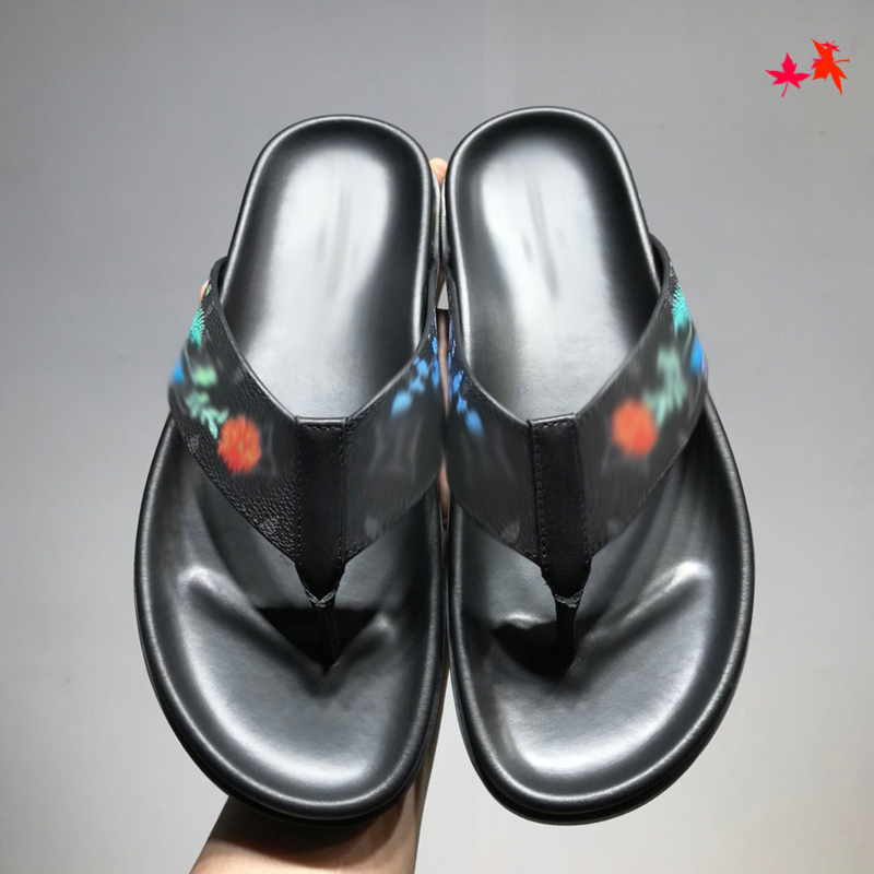 

2021 Slipper Designer Slide Summer sandals Fashion Men Beach Indoor Flat Flip Flops Leather luxurys Shoes mens Slippers with box Size 39-45 -H146, Black