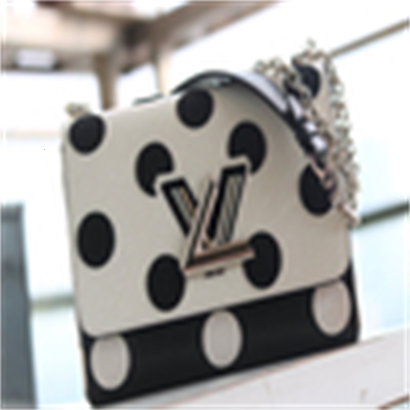 Bag Brand Designer Luxury R60c Dot Latest Twist Handbags Women Handbags Iconic Bags Top Handles Shoulder Bags Body Totes Cross Clutches Evening