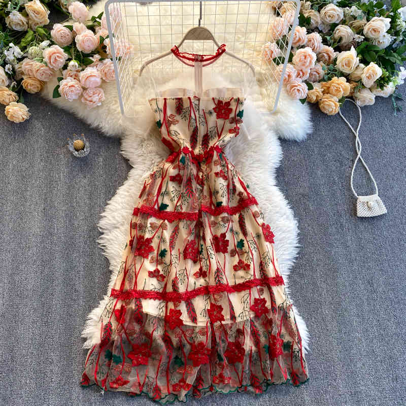 

Summer Retro Vestidos Female High Quality Embroidered Flowers Flesh-colored Mesh Short-sleeved Waist and Thin Ruffle Midi Dress 210525, Red